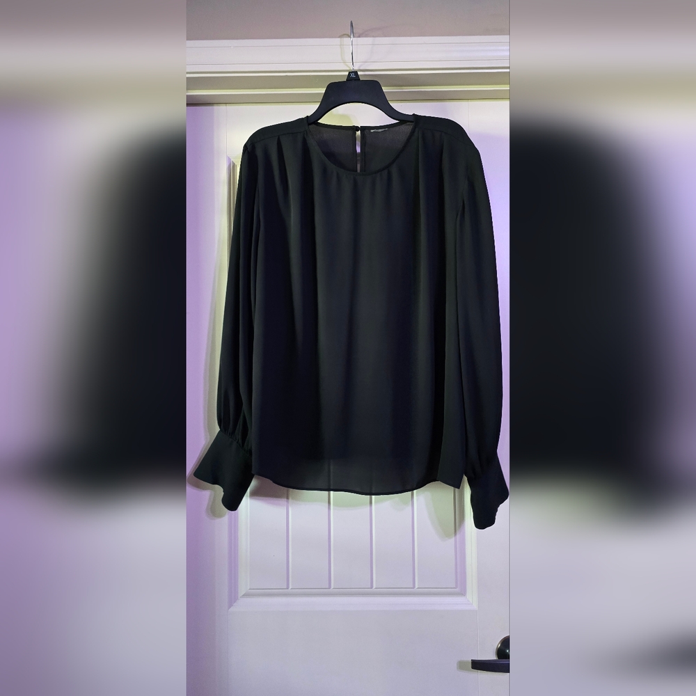 Black Relaxed Long Sleeve Blouse